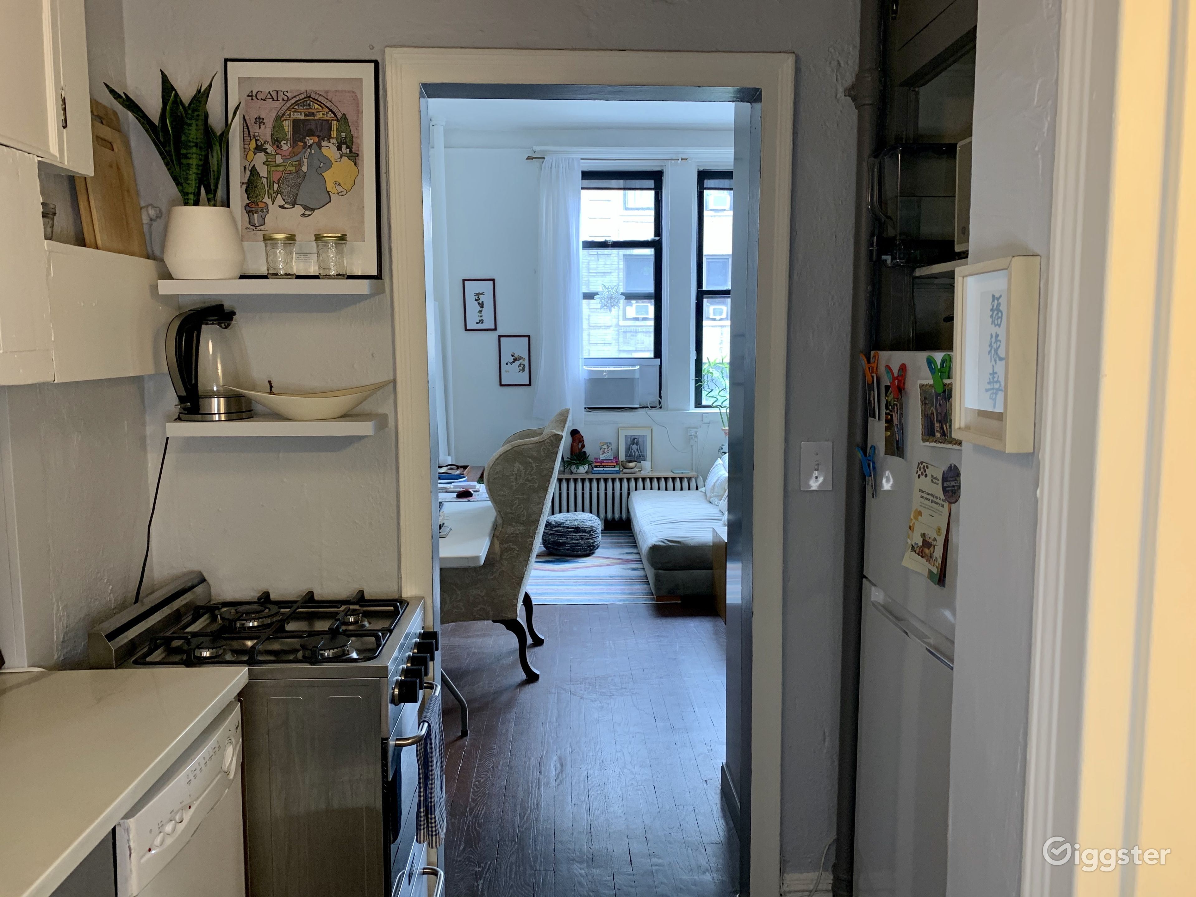 West Village Studio Apartment with High Ceilings Rent this location