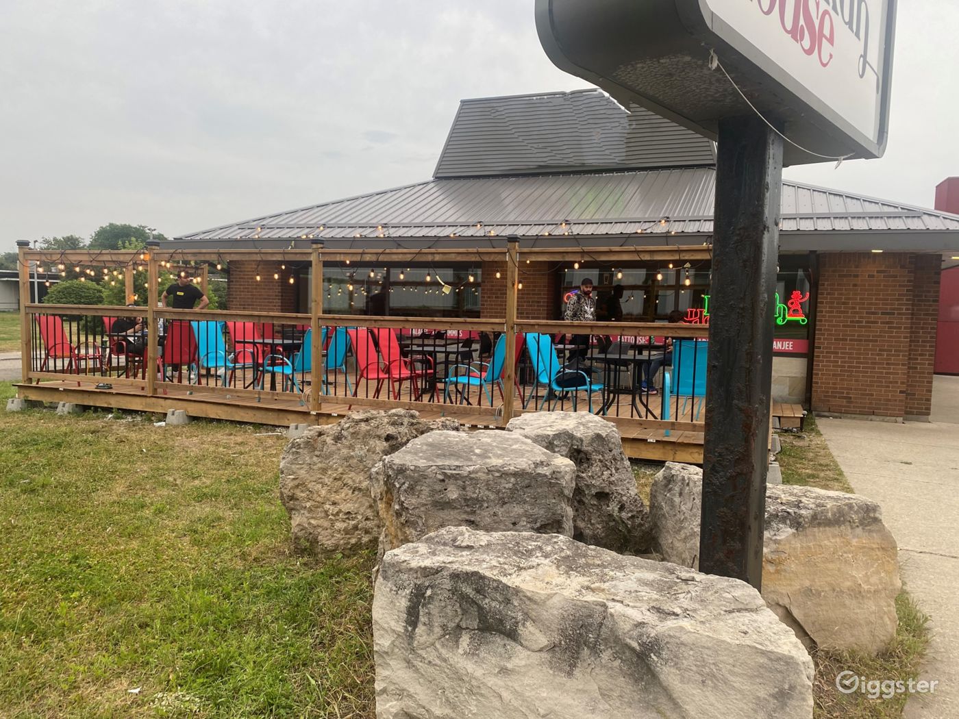 Outdoor Patio in Waterloo Rent this location on Giggster