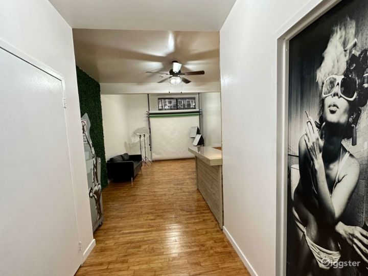 Versatile Loft and Studio in Queens (Full Buyout) Rent this location