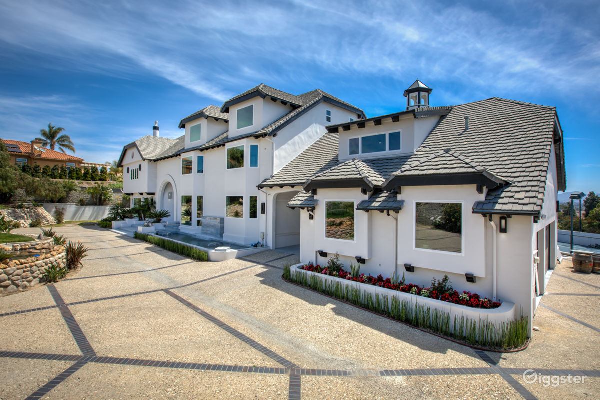 Camarillo Beautiful Mansion Rent this location on Giggster