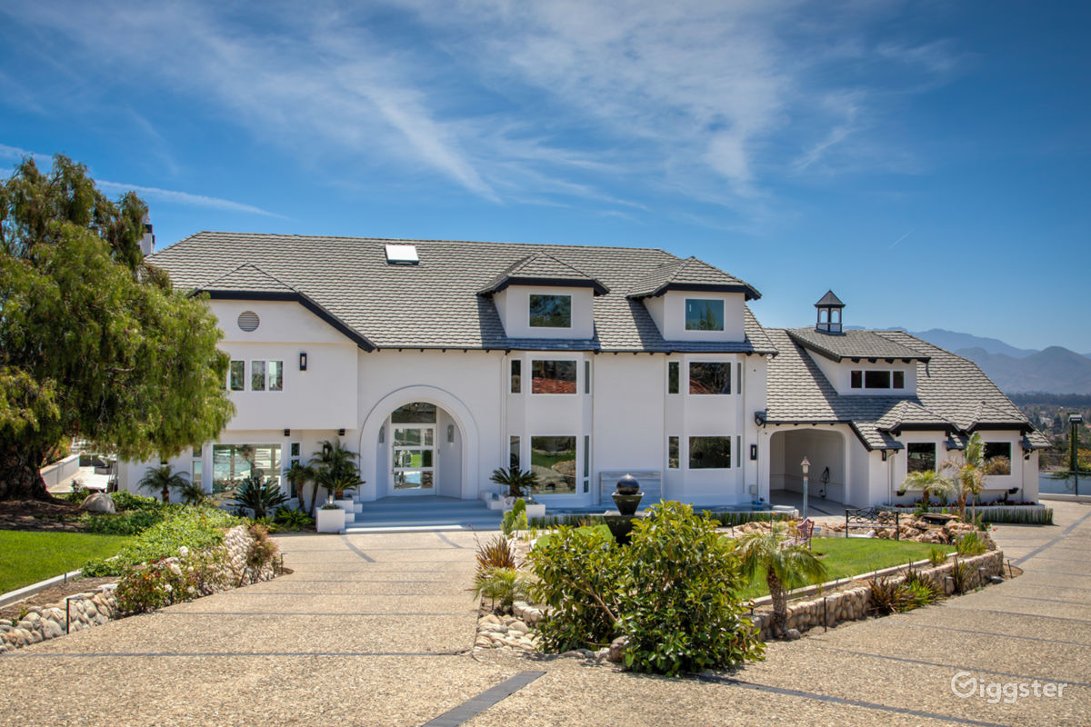 Camarillo Beautiful Mansion Rent this location on Giggster