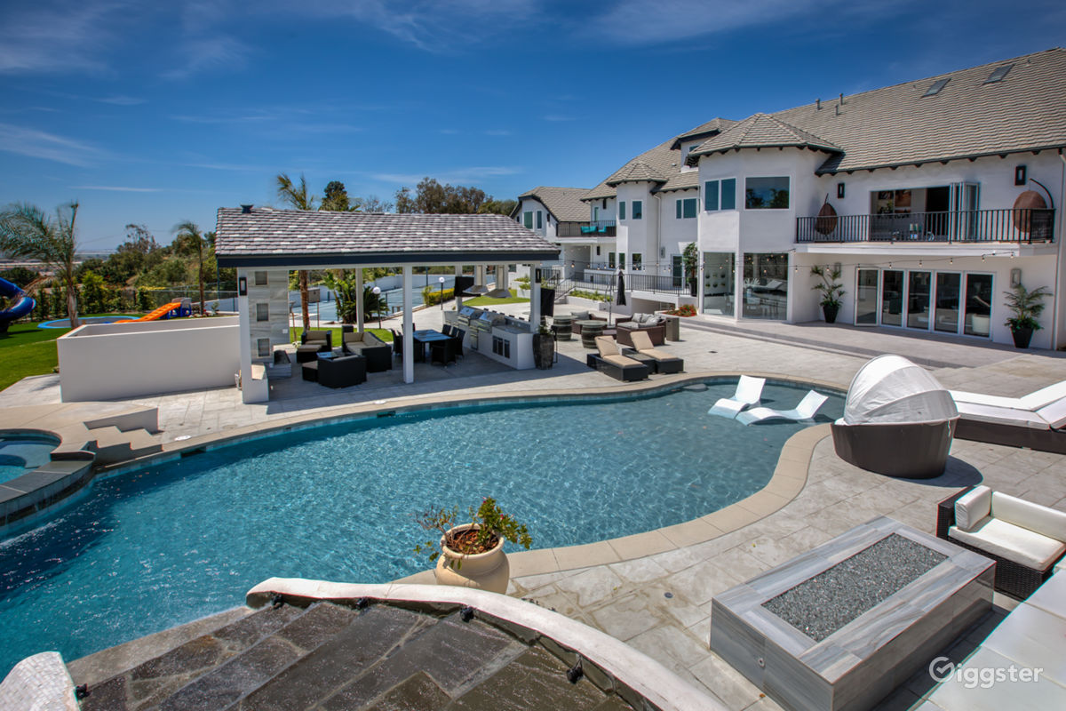 Camarillo Beautiful Mansion Rent this location on Giggster