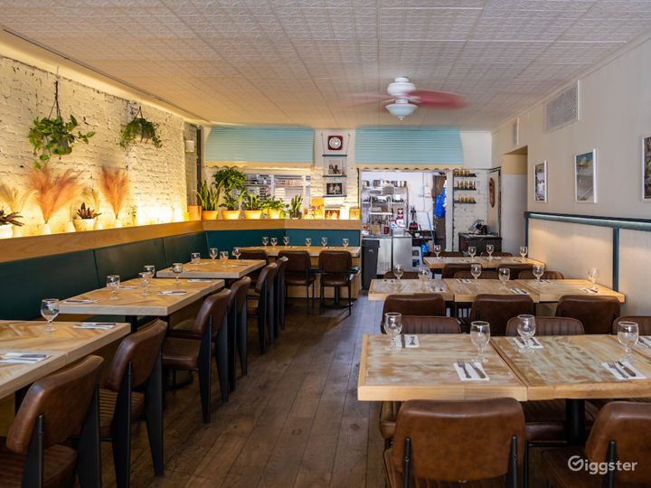 Blue Pastel Restaurant with floral design in New York Rent this