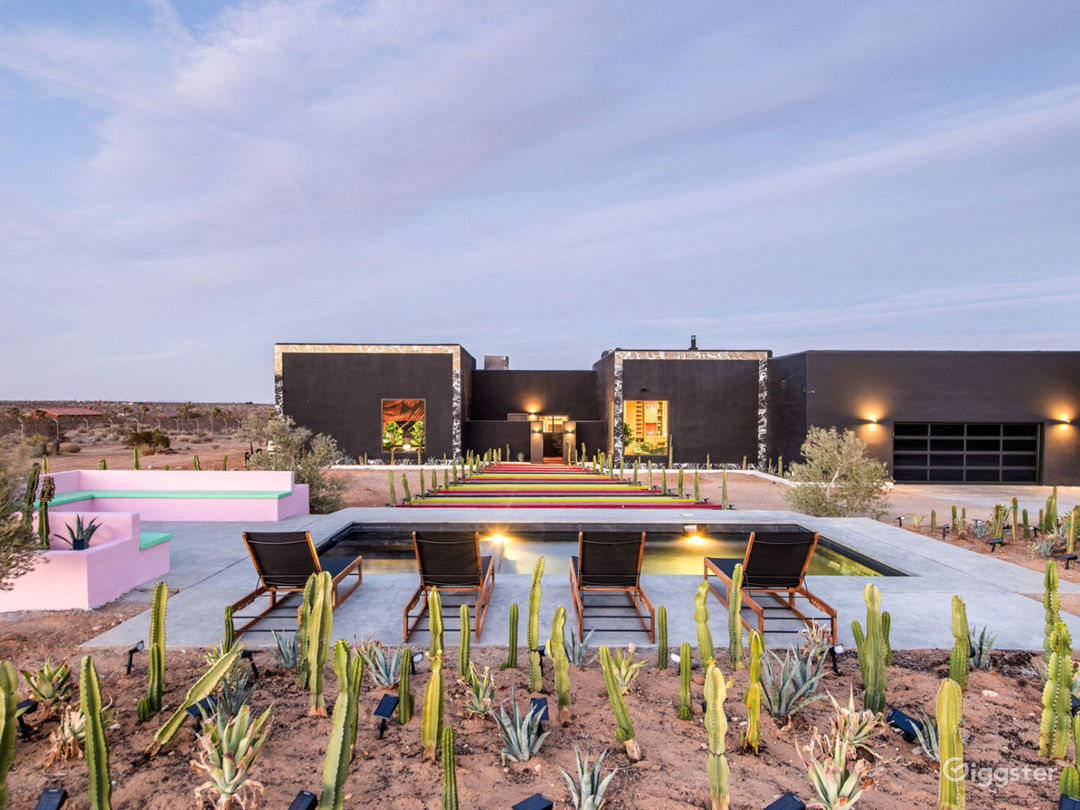 Joshua Tree Desert Modern, Sleek, Colorful 3 Acre  