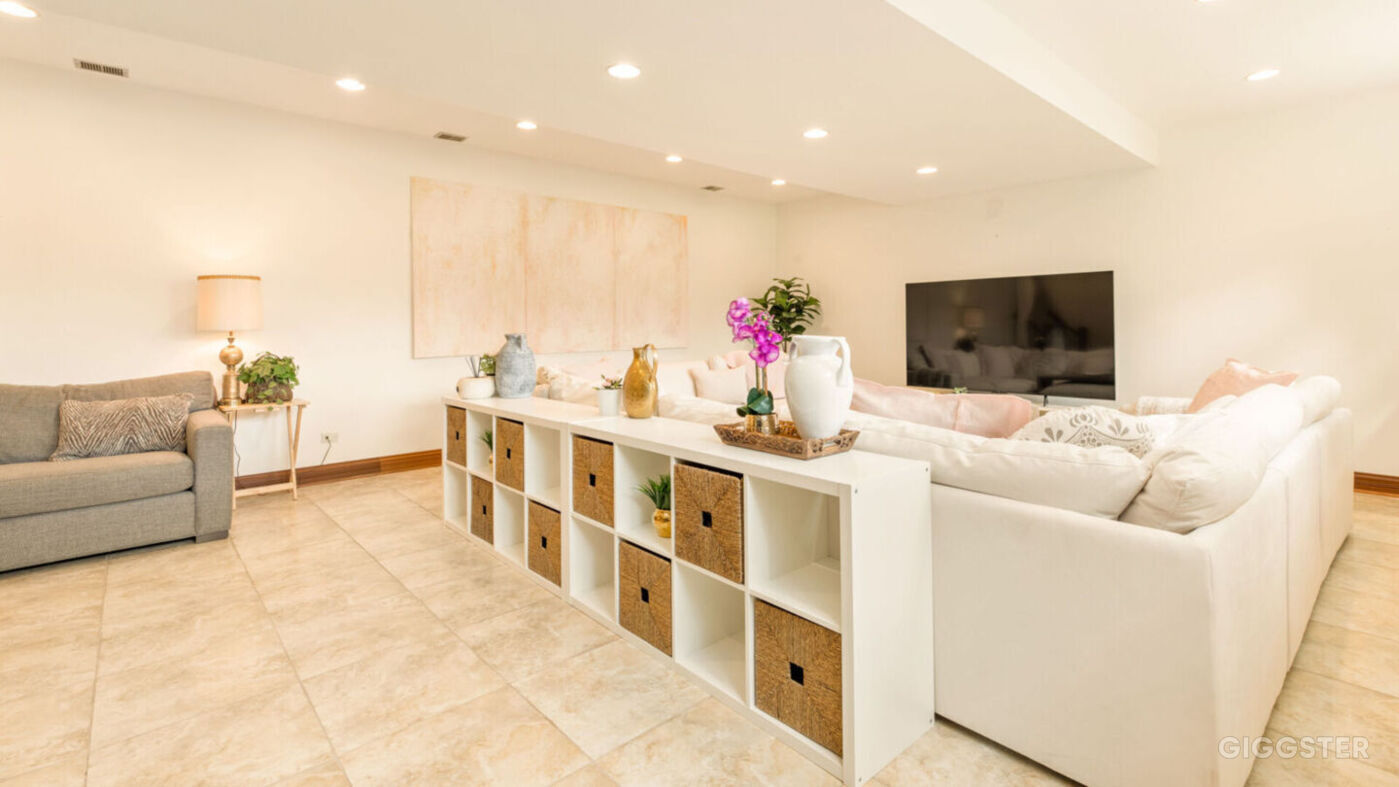 Luxury Suite in Glen Ellyn Rent this location on Giggster