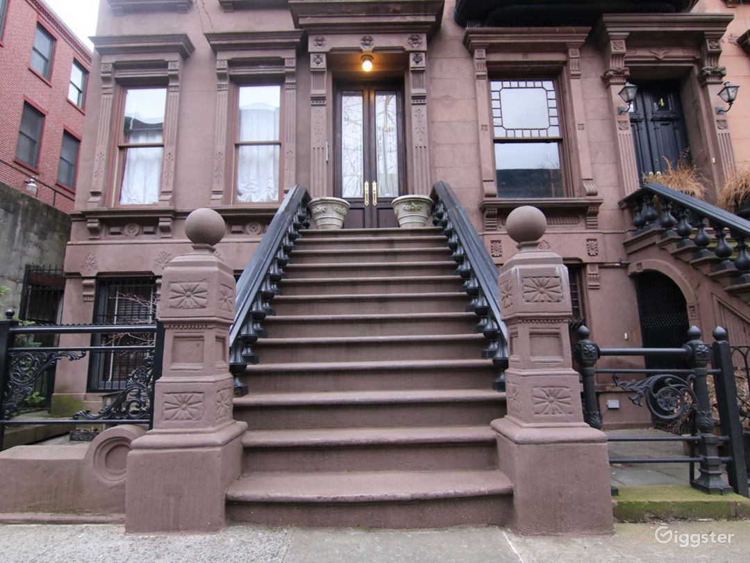 Classic Harlem Townhouse Rent this location on Giggster