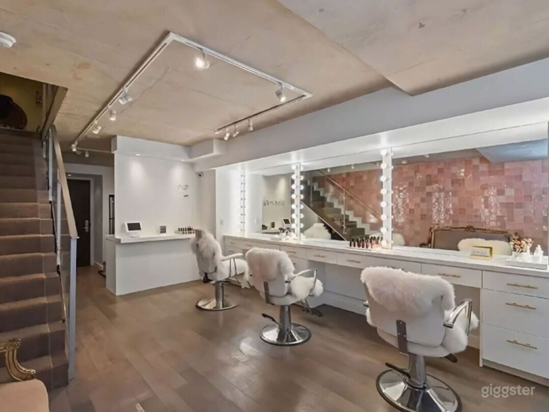 Makeup Studio Rental | Beauty Studio For Rent Toronto | Giggster