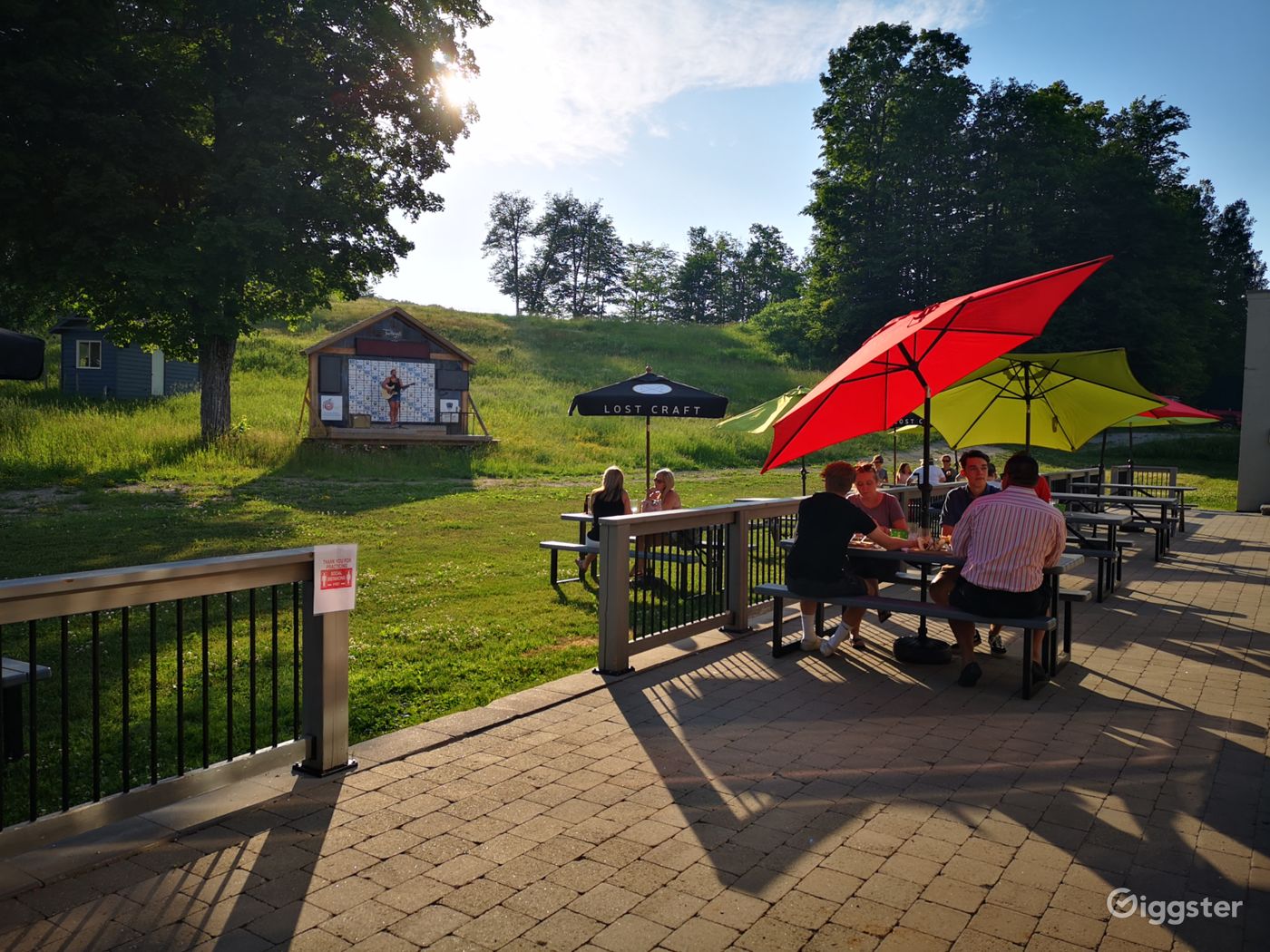 Stunning Ski club (BUYOUT) in Barrie Rent this location on Giggster