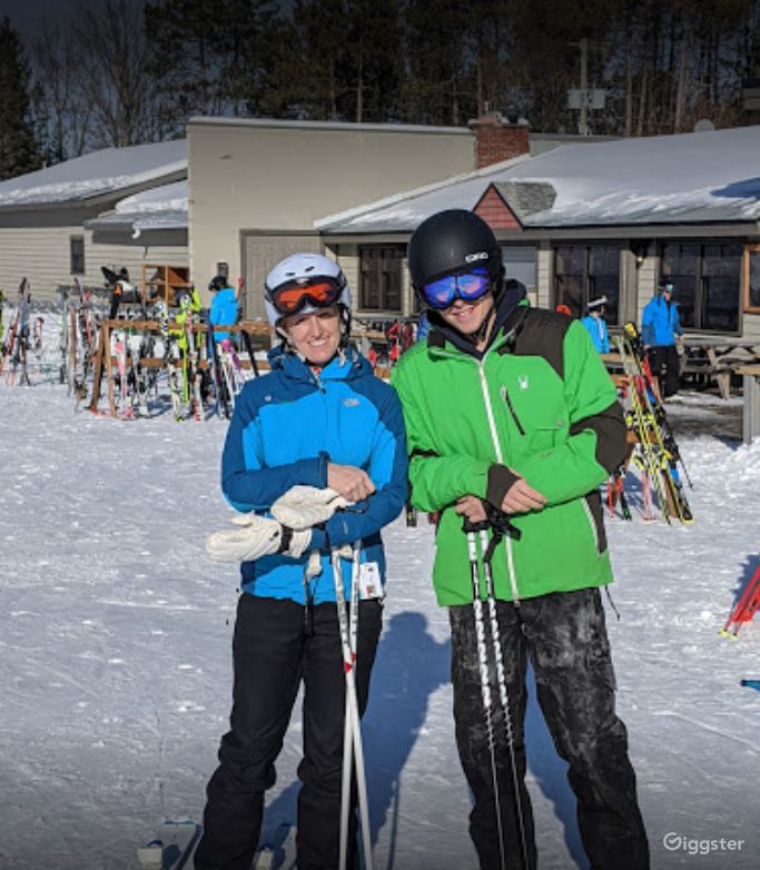 Stunning Ski club (BUYOUT) in Barrie Rent this location on Giggster