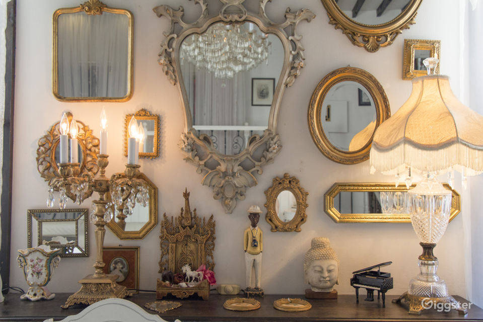 Stunning Loft With Amazing Mirror Wall Rent this location on Giggster