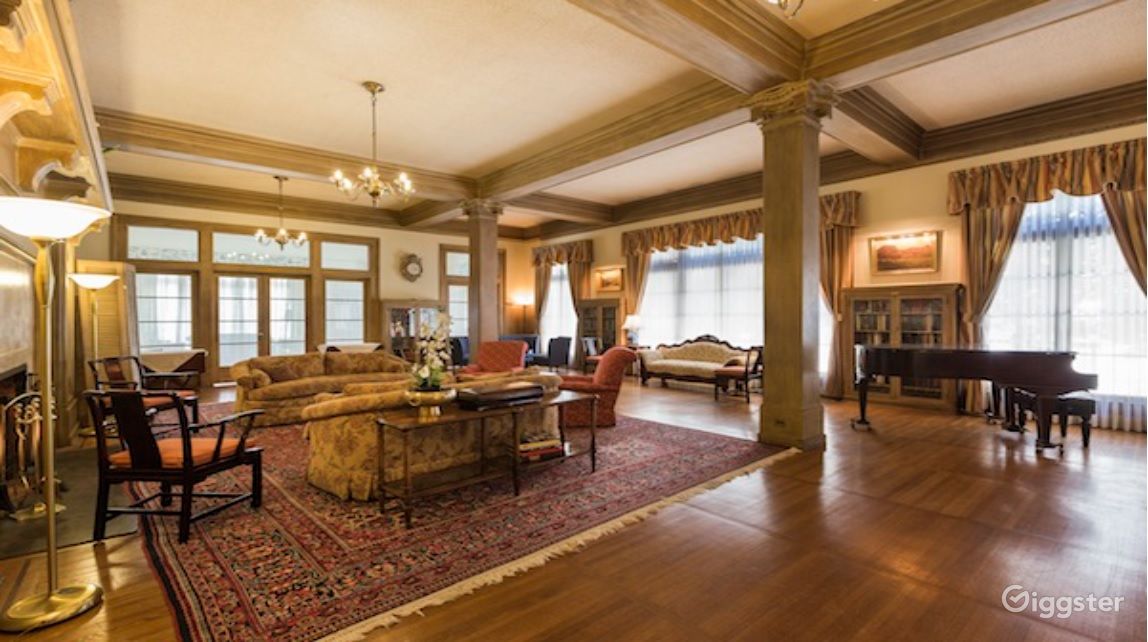 Vintage Drawing Room in San Francisco Rent this location on Giggster