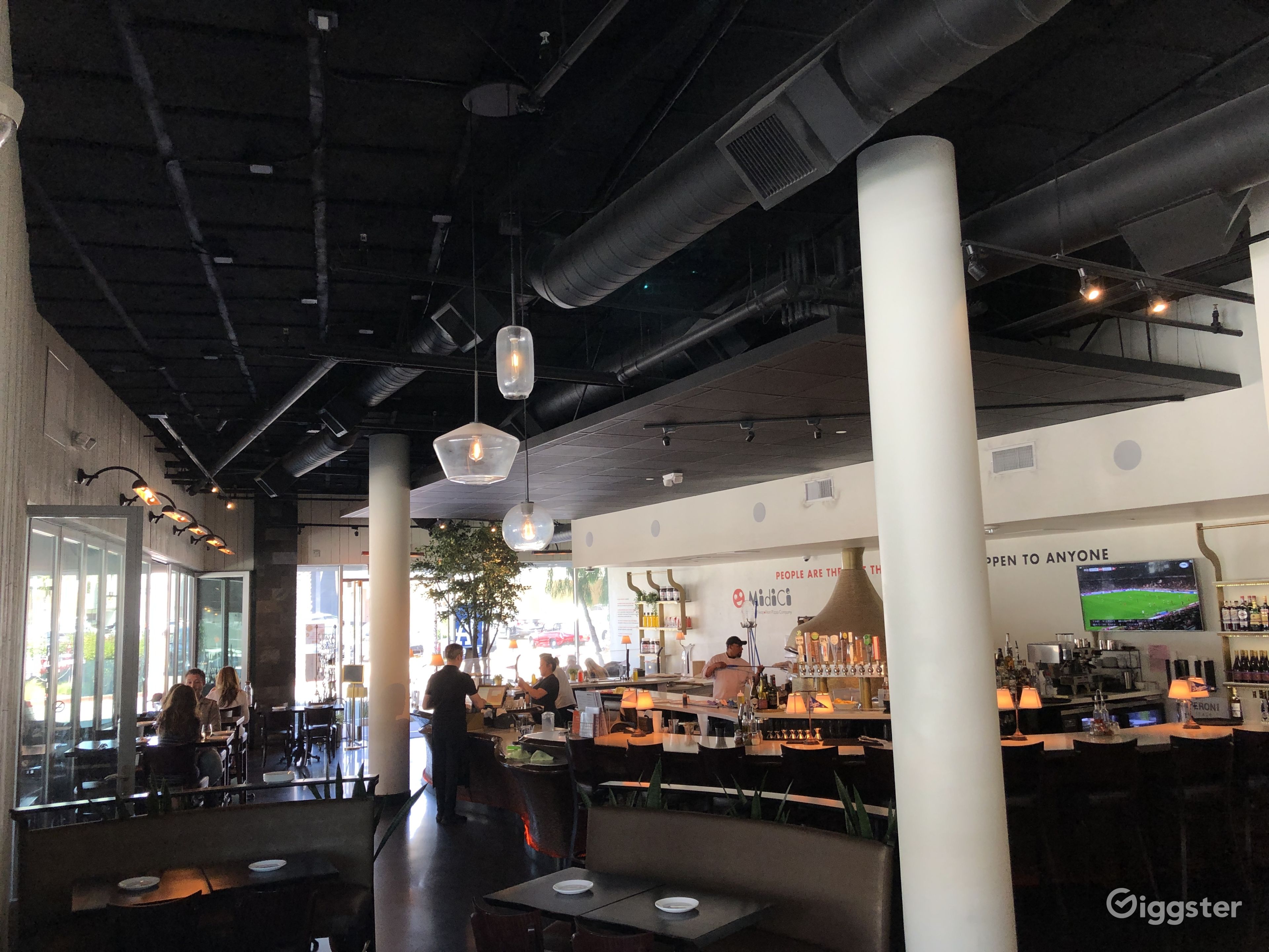 The BEST 10 Birthday Dinner venues to rent near me | Giggster