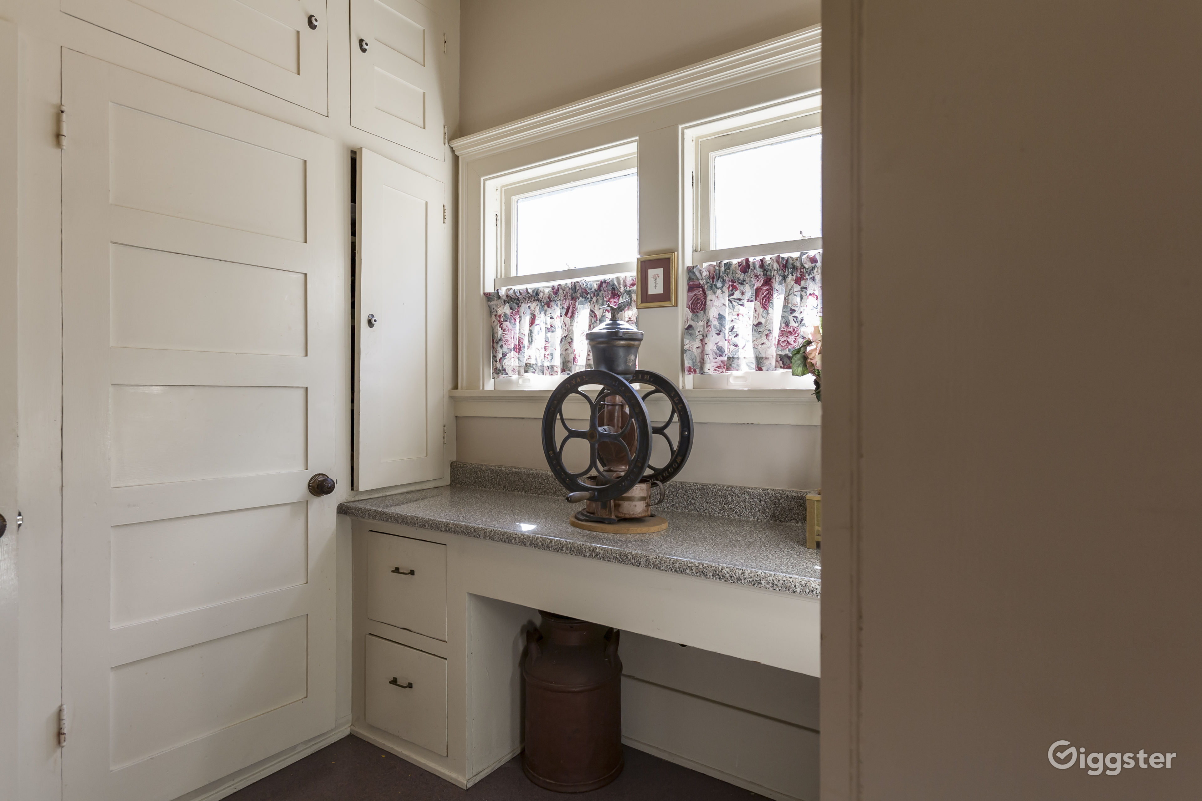 BoyleBarmore House Rent this location on Giggster