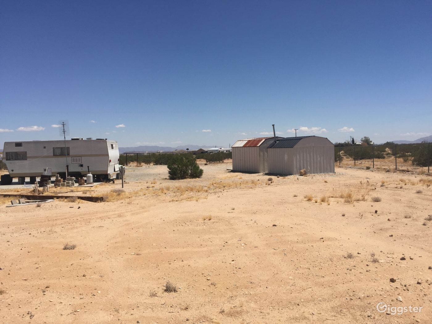 Two Mobile Homes On 5 Acres In Joshua Tree Rent this location on Giggster
