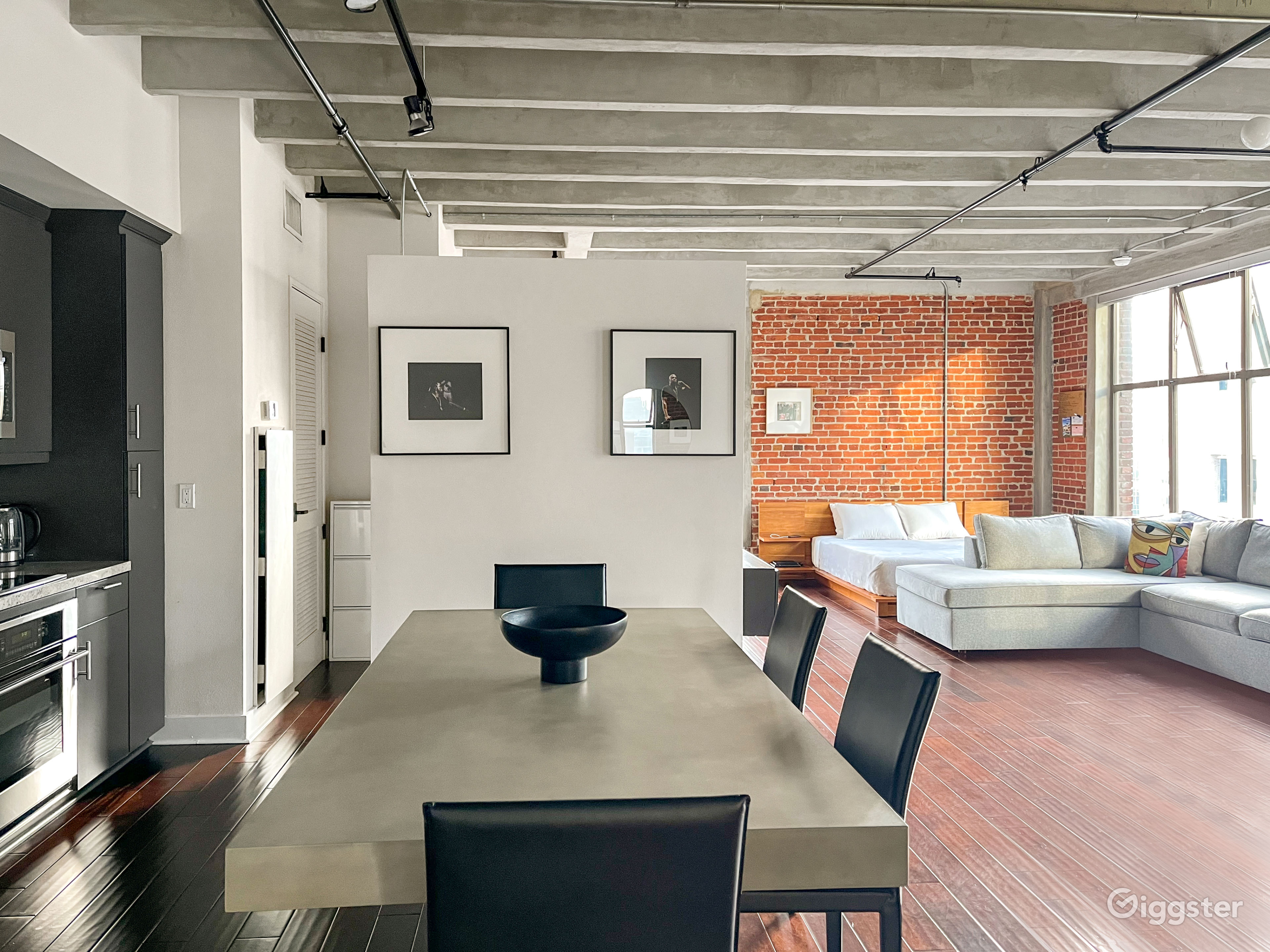 Open Studio Loft Rent this location on Giggster