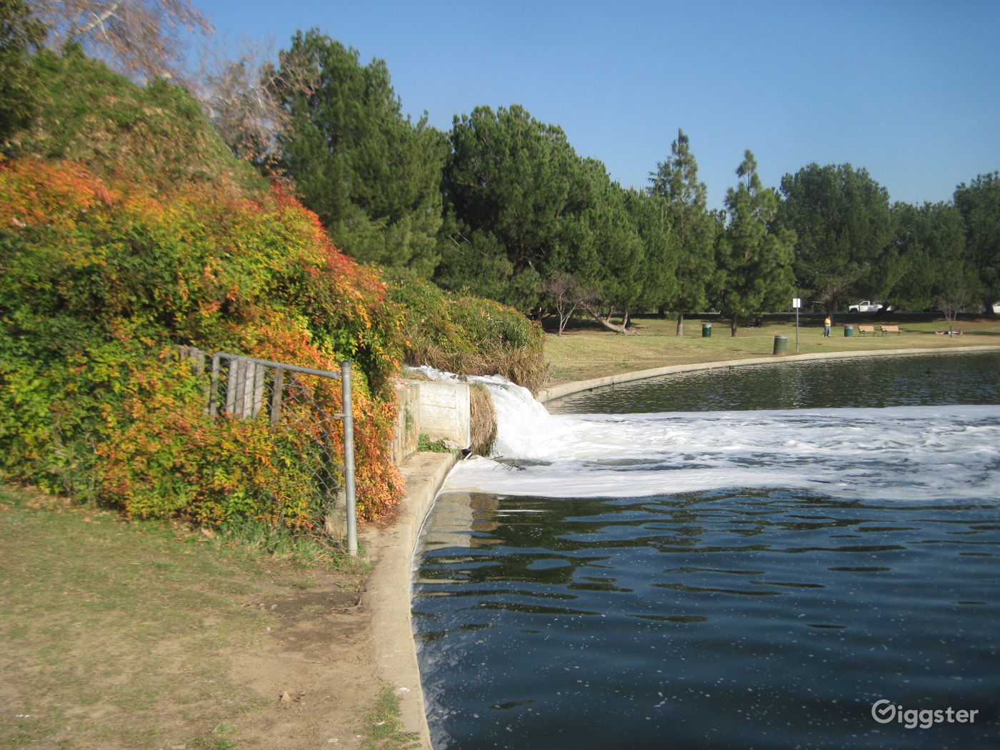 Lake Balboa Park Photo 7