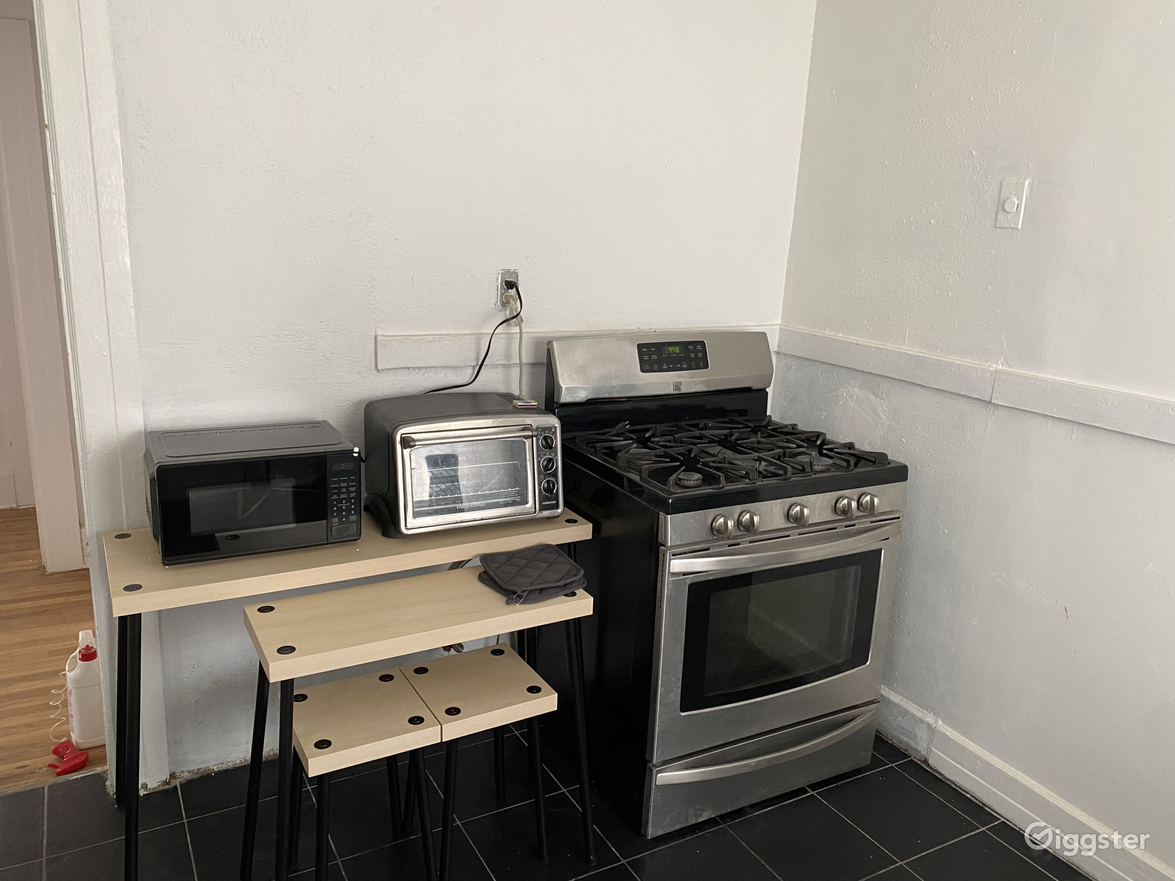 Charming 3Bedroom Full House Rent this location on Giggster