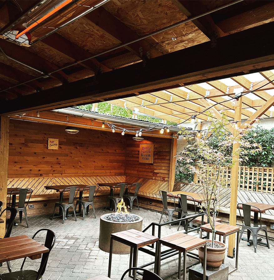 Outdoor Heated Patio & Sidewalk Seating Bar Rent this location on