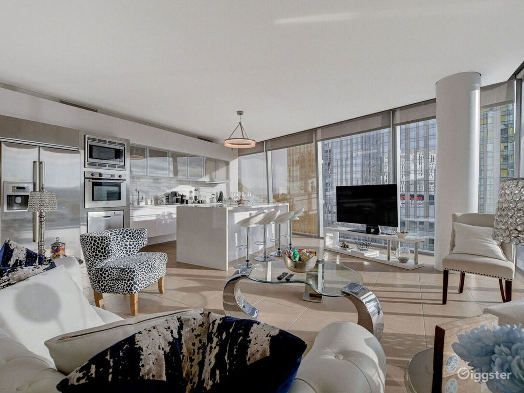 Las Vegas Strip Luxury Condo with Panoramic Views 