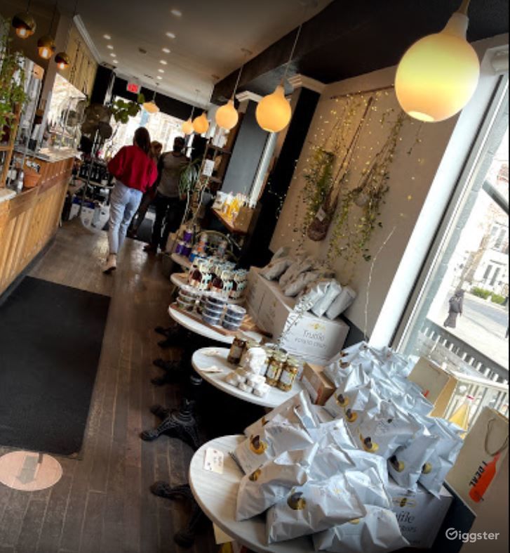 Idyllic Coffee Shop and Wine Bar in Ossington, Toronto Rent this