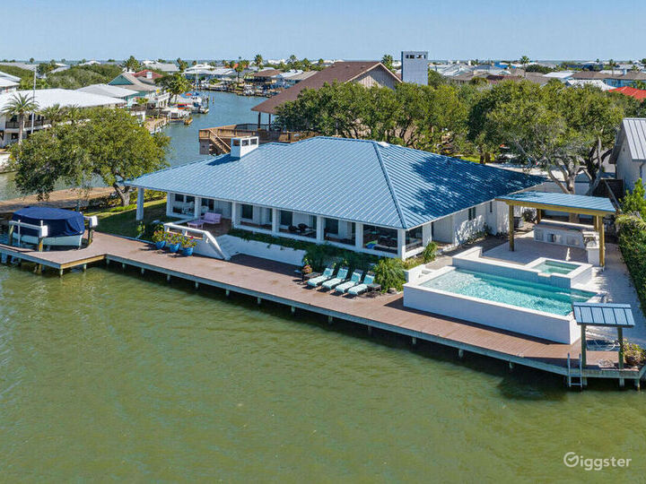 Oneofakind Waterfront Home in Rockport, TX Rent this location on