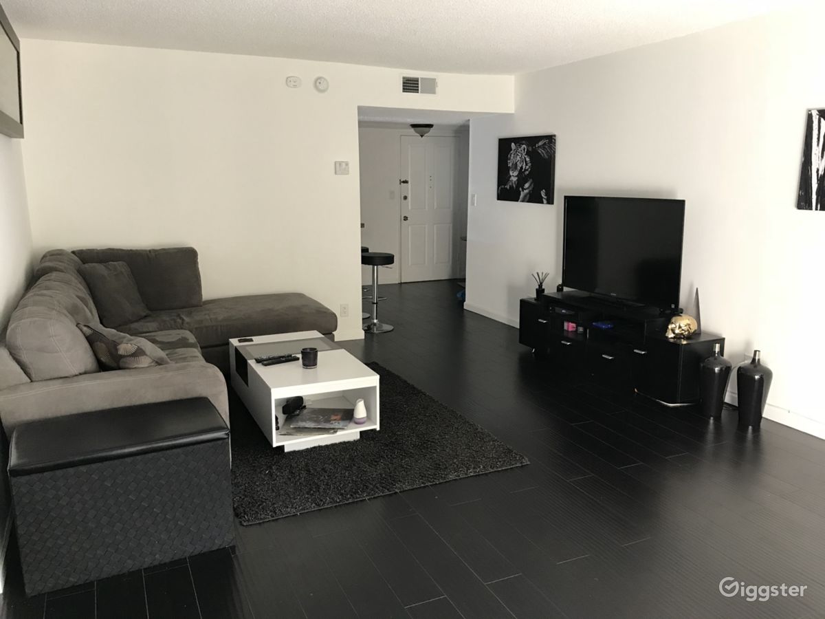 rent modern studio city