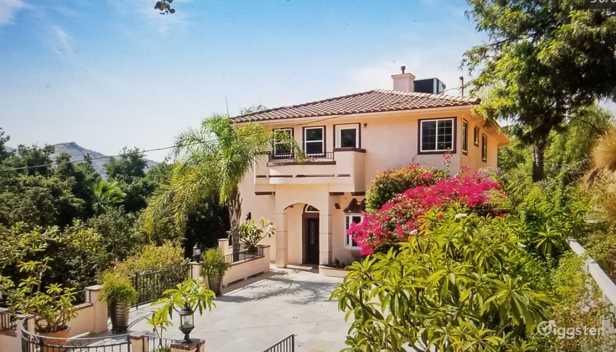 Christmas Entertainment Near Me