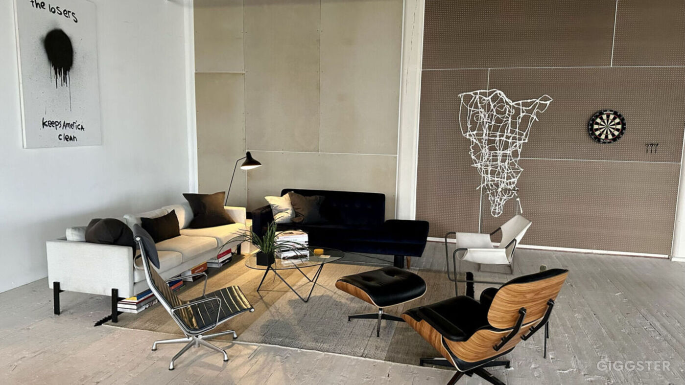 Sunlit Waterfront Red Hook Loft, 8,000 sq ft Rent this location on