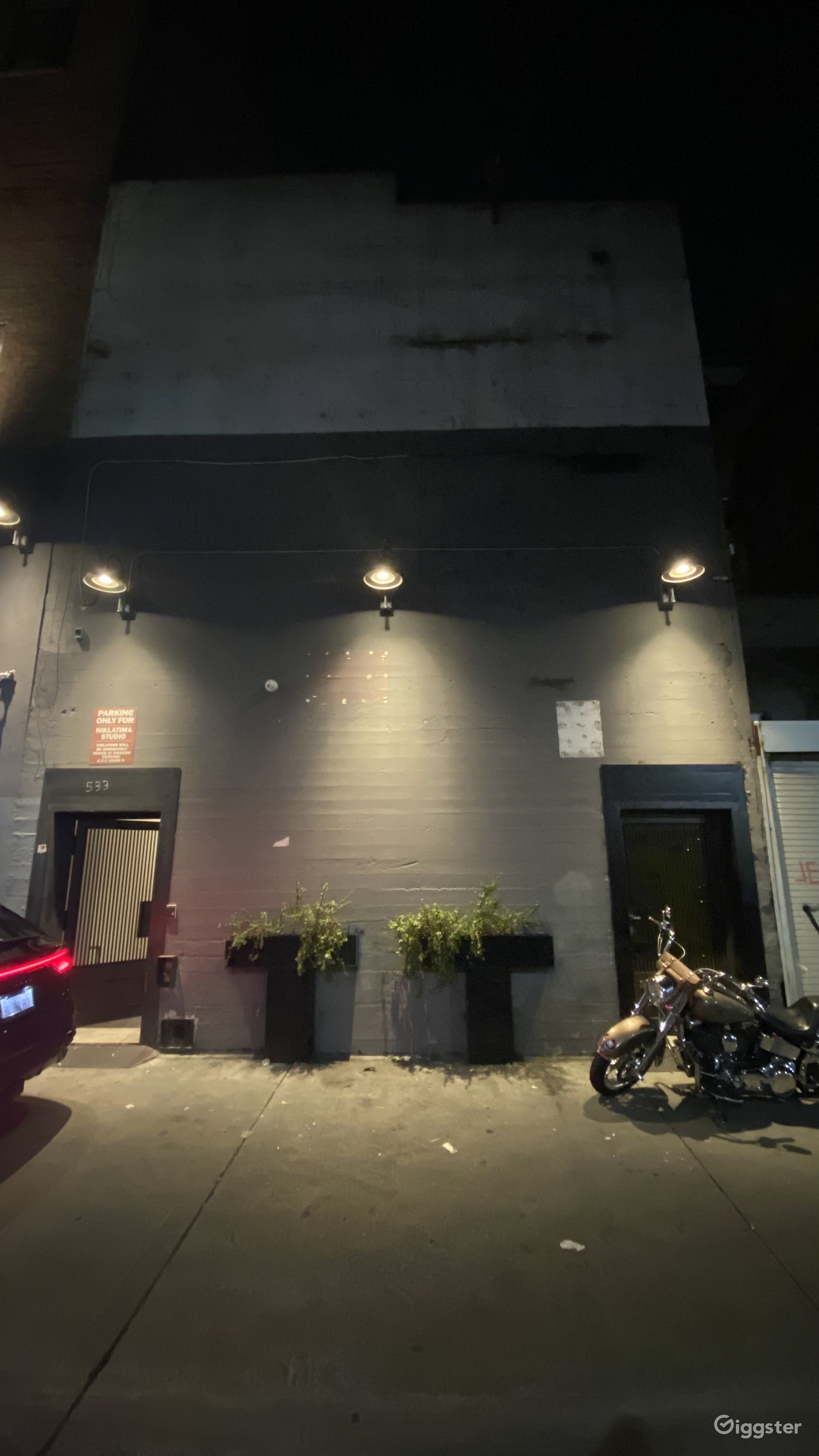 Downtown Los Angeles Back Entrance Rent this location