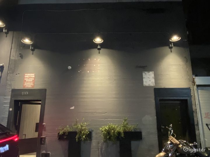 Downtown Los Angeles Back Entrance Rent this location