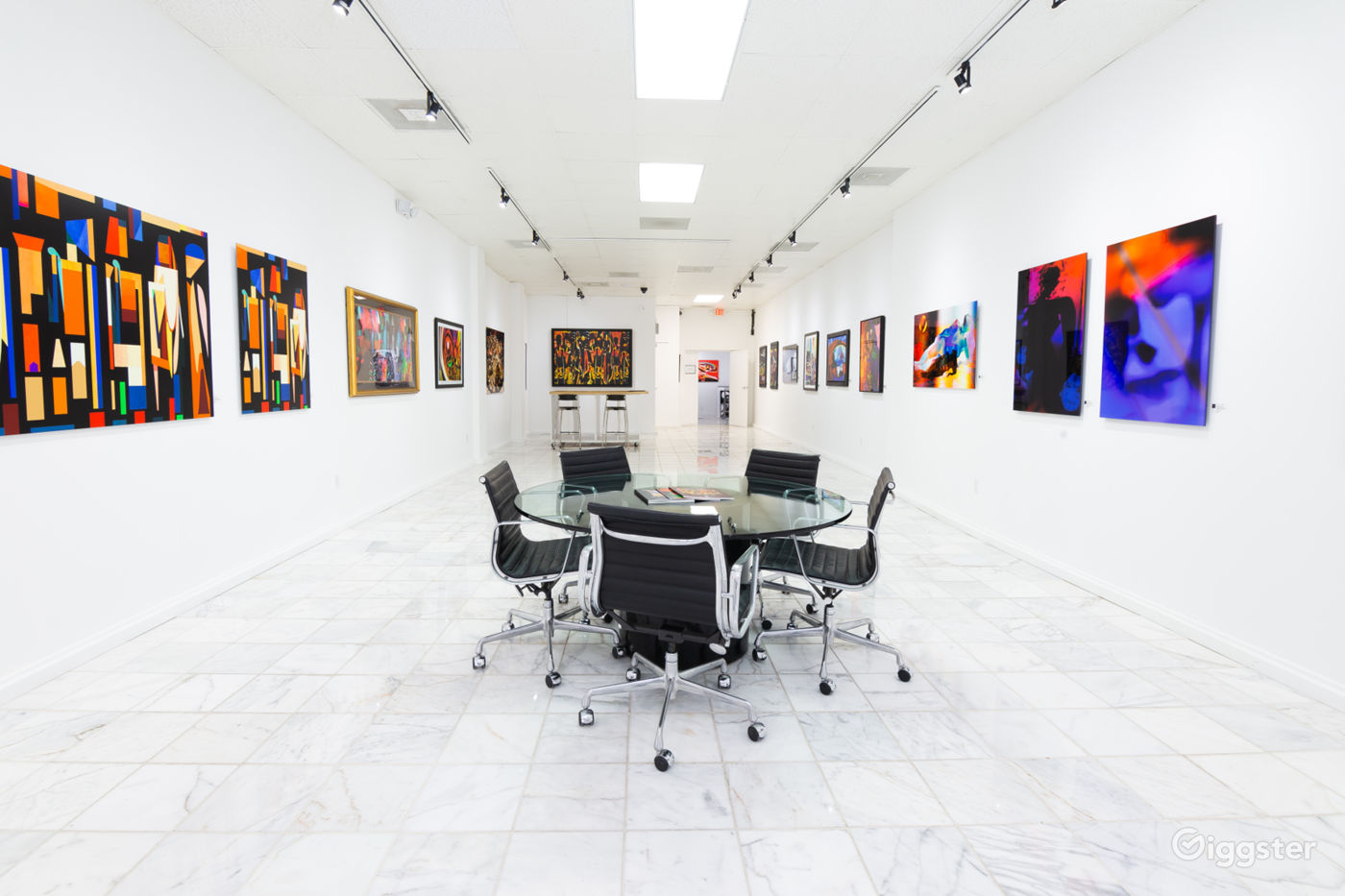 Downtown Modern Art Gallery Rent this location on Giggster