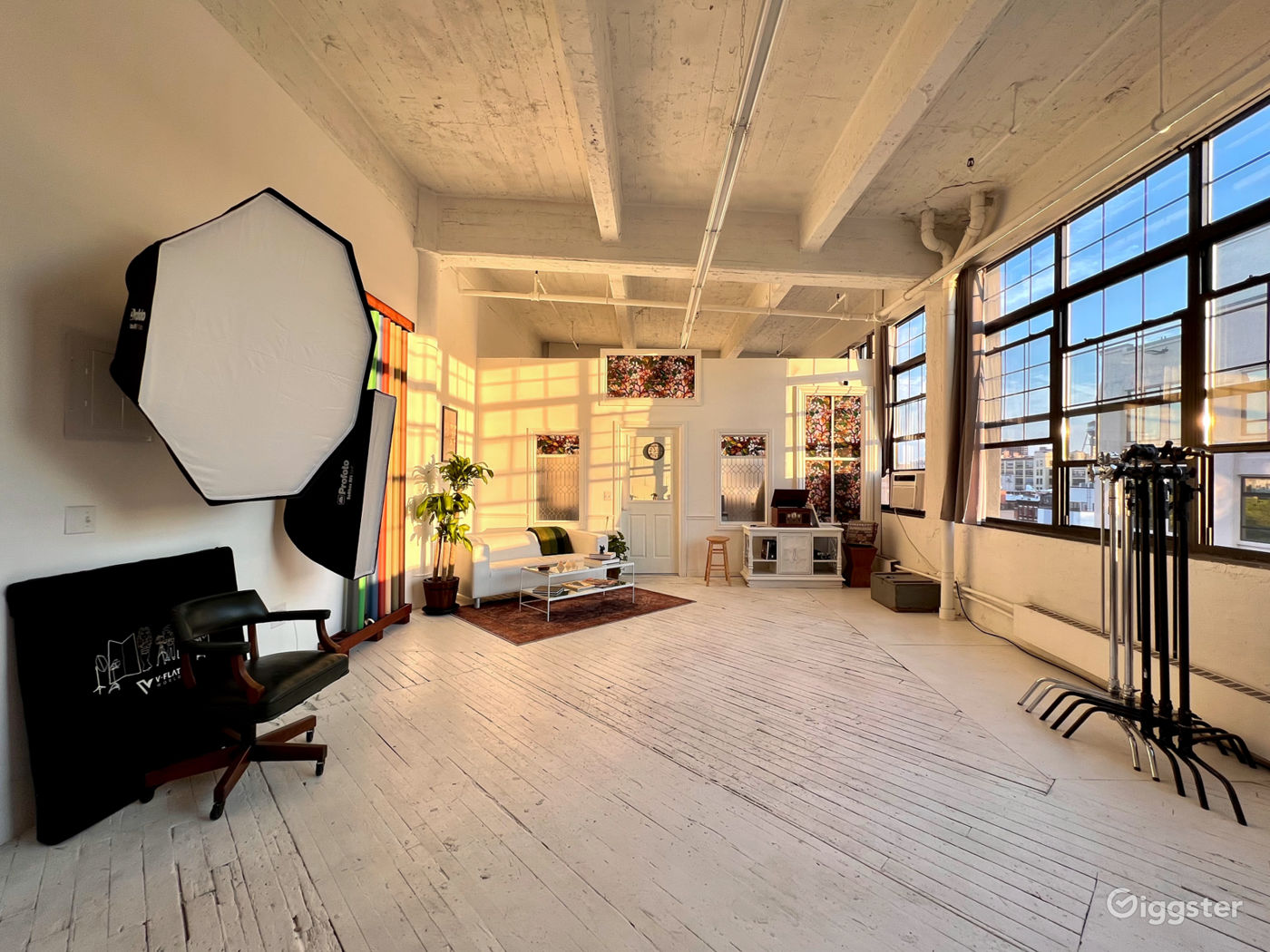 Good locations to take pictures near me