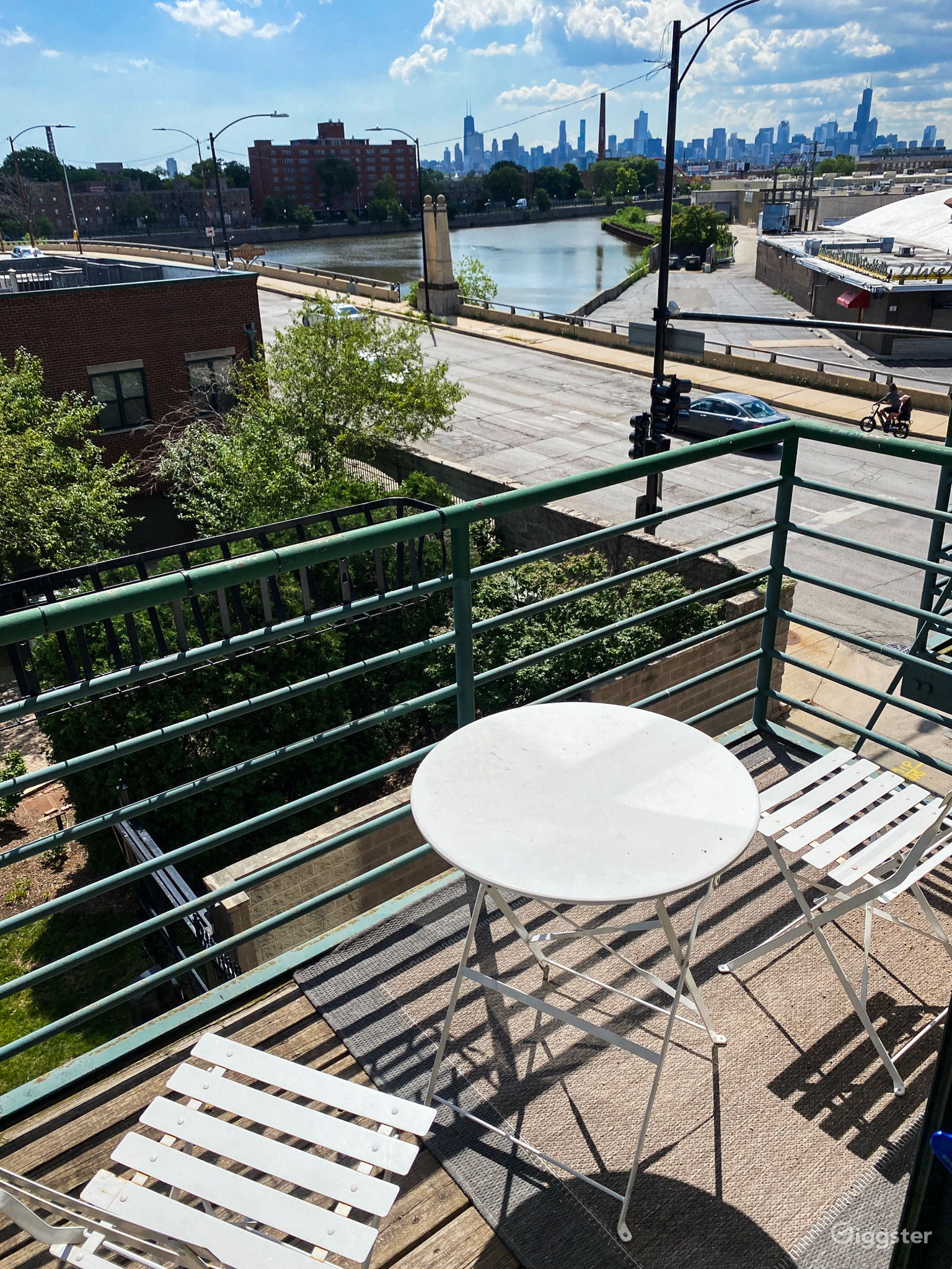 Industrial Loft in Avondale, Chicago Rent this location on Giggster