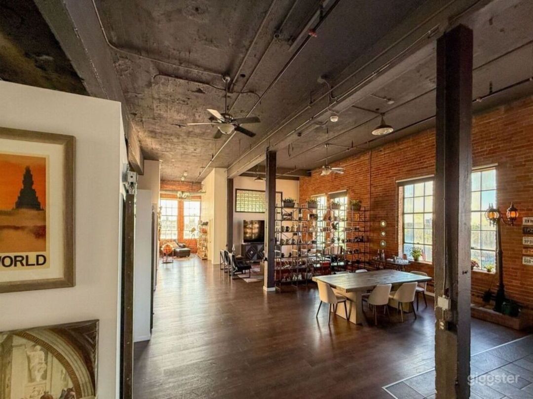 3,000 Sq Ft Industrial Natural Light Loft Warehouse | Rent this ...