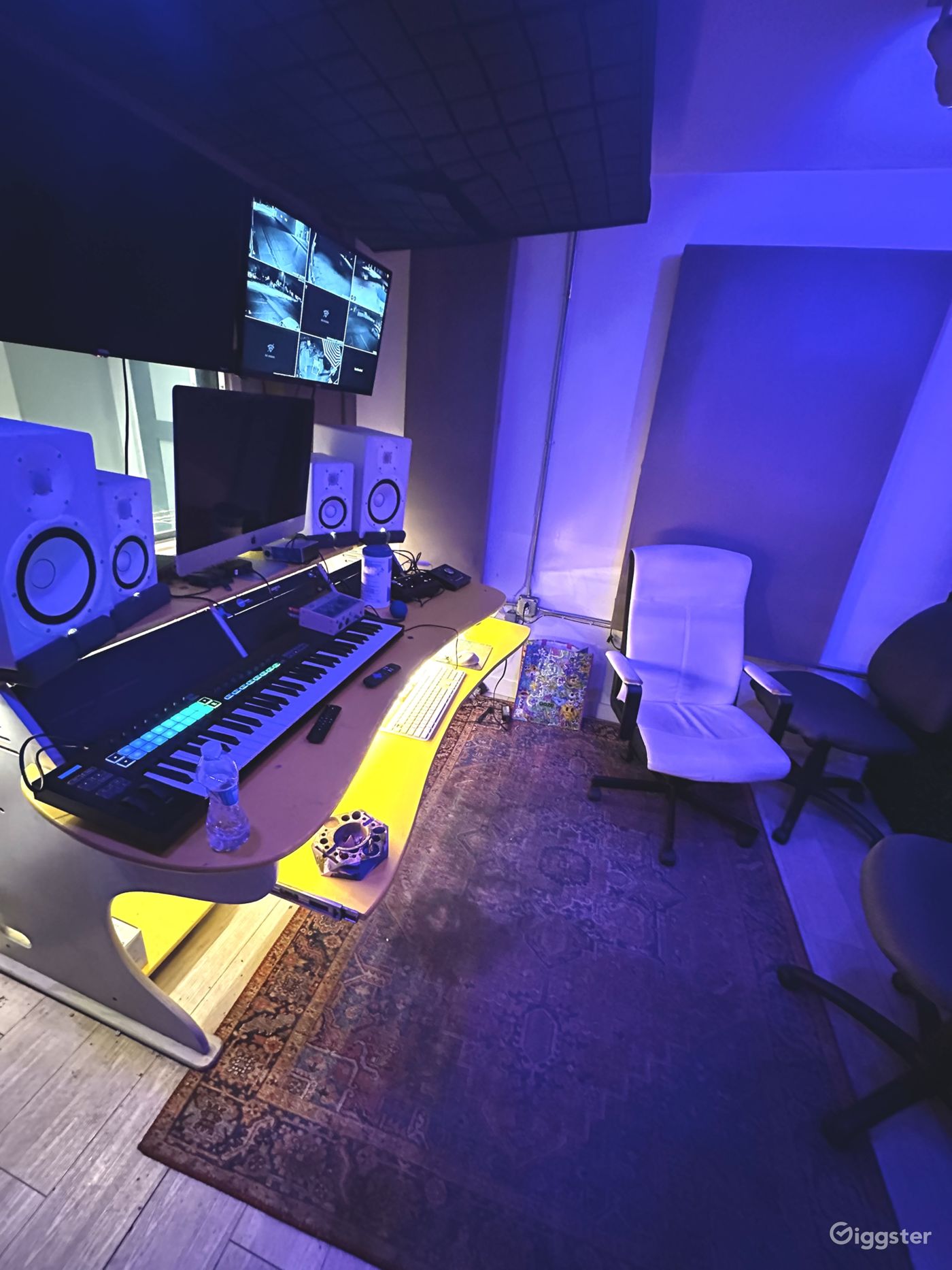 Oak Park Recording Studio Rent this location on Giggster