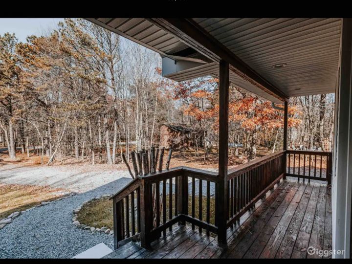 The Pocono House Rent this location on Giggster