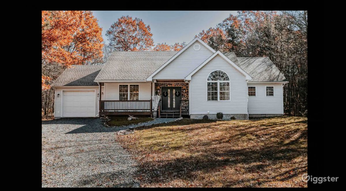 The Pocono House Rent this location on Giggster