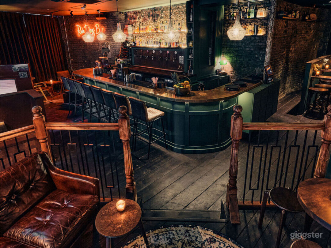 Stunning Brick Lane Cocktail Bar | Rent this location on Giggster