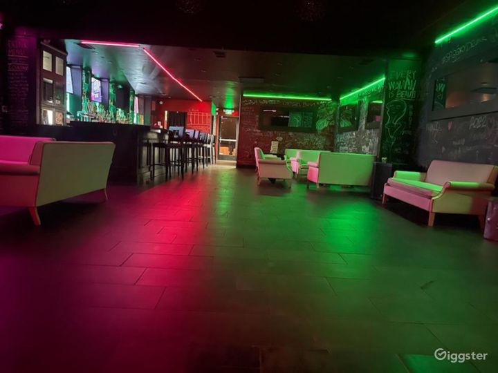 Bar with pool table 7111 Sherman Oaks Rent this location on Giggster