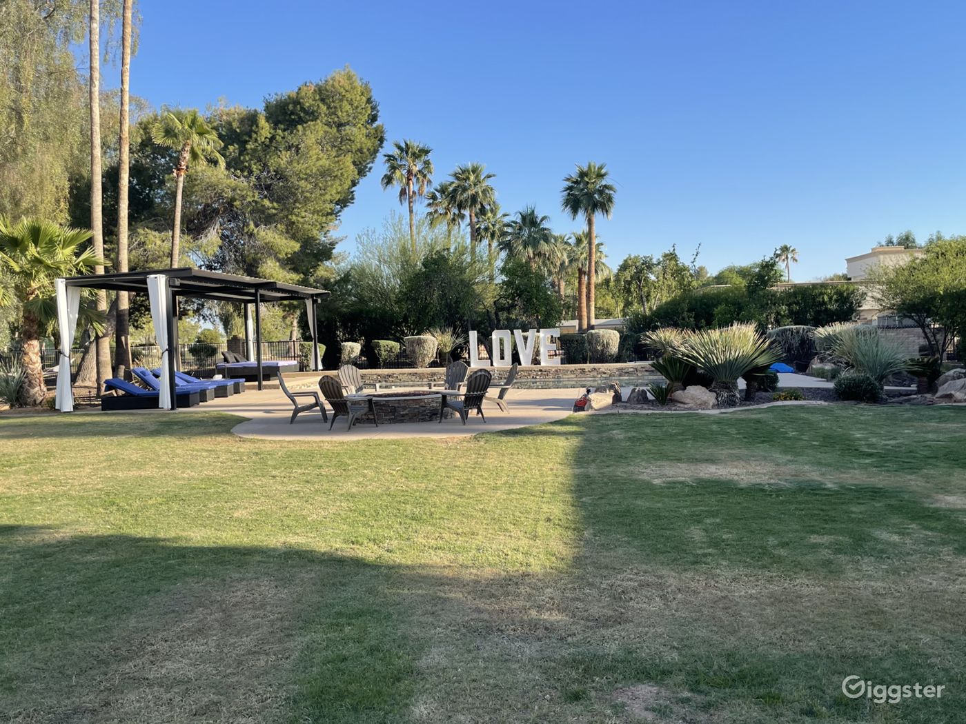 Beautiful Home on Orange Tree Golf Course 1.1 acre Rent this location