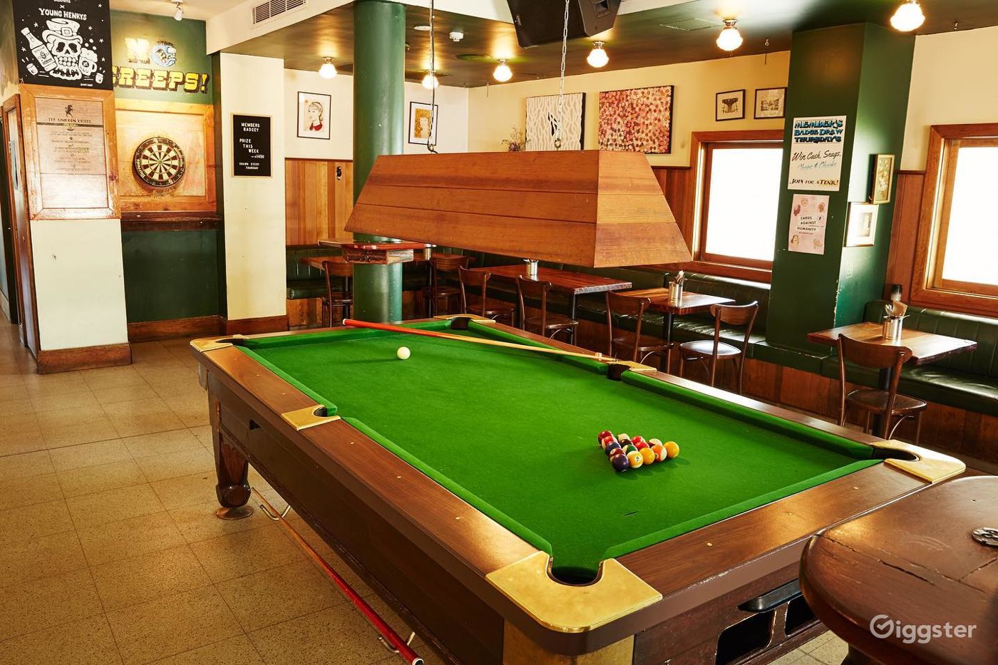 Exquisite Aussie Pub in Paddington Rent this location on Giggster