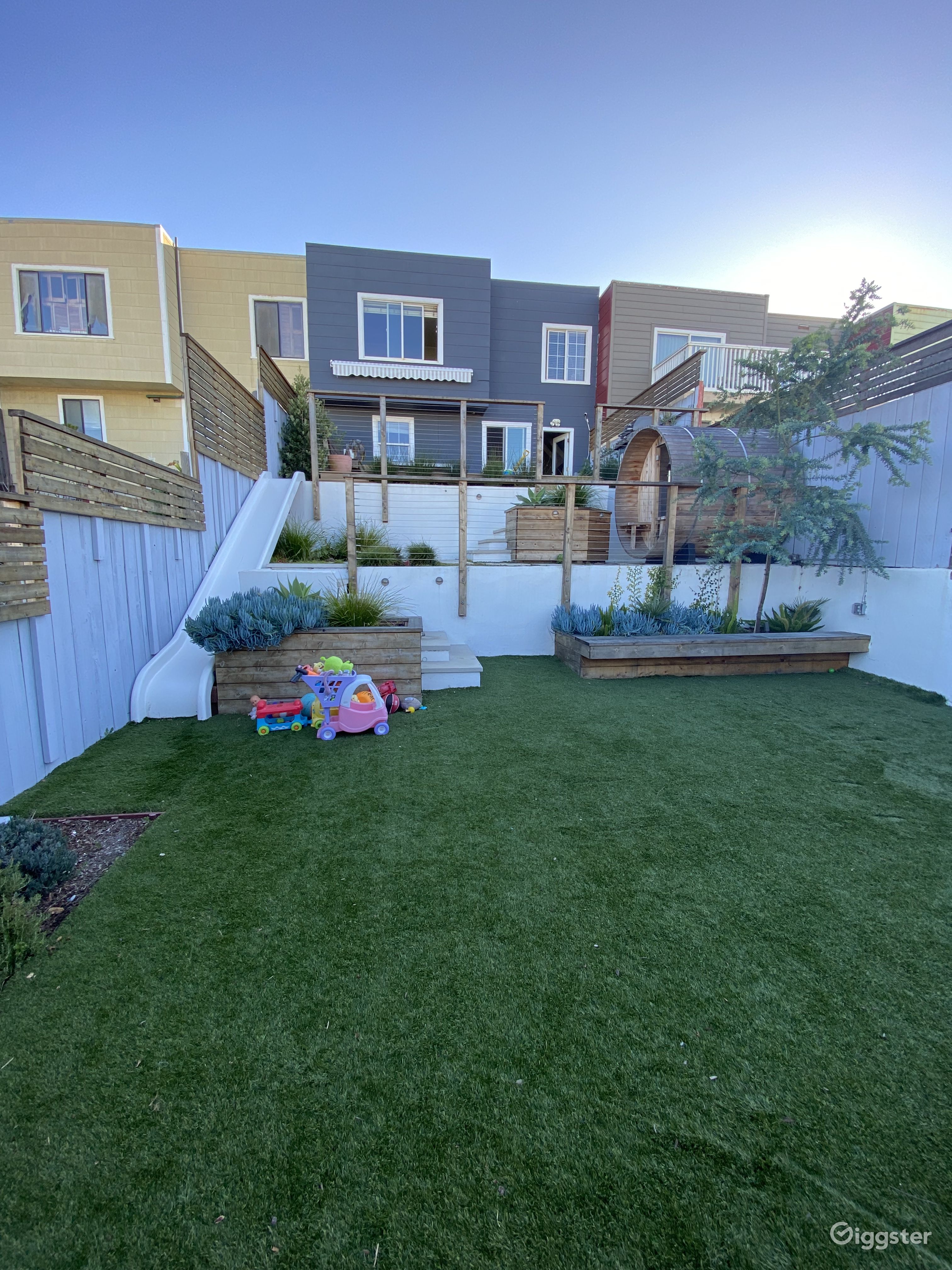 Outer Sunset/ San Francisco Rent this location on Giggster