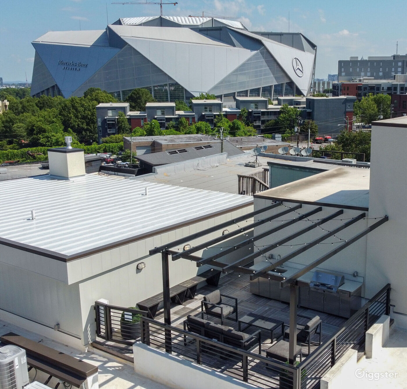 Luxury Penthouse w Rooftop Secure Parking unit 301 | Rent this location ...