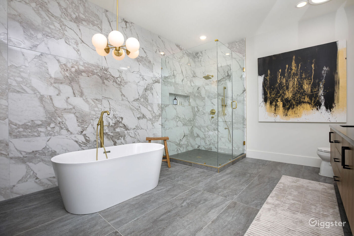 Luxury Penthouse w Rooftop Secure Parking unit 301 | Rent this location ...