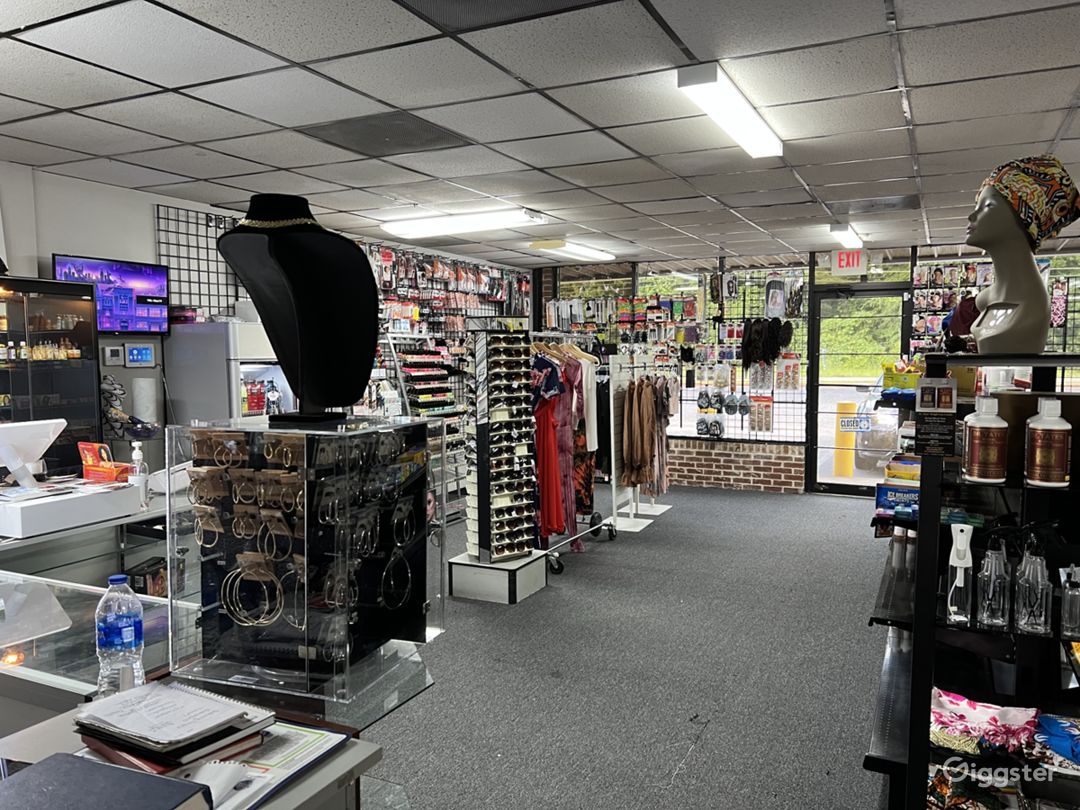 Beauty supply store Photo 4