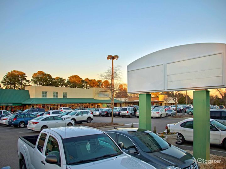 Amazing Shopping Center in Raleigh Rent this location on Giggster
