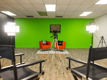 Content Creator Studio | Rent this location on Giggster