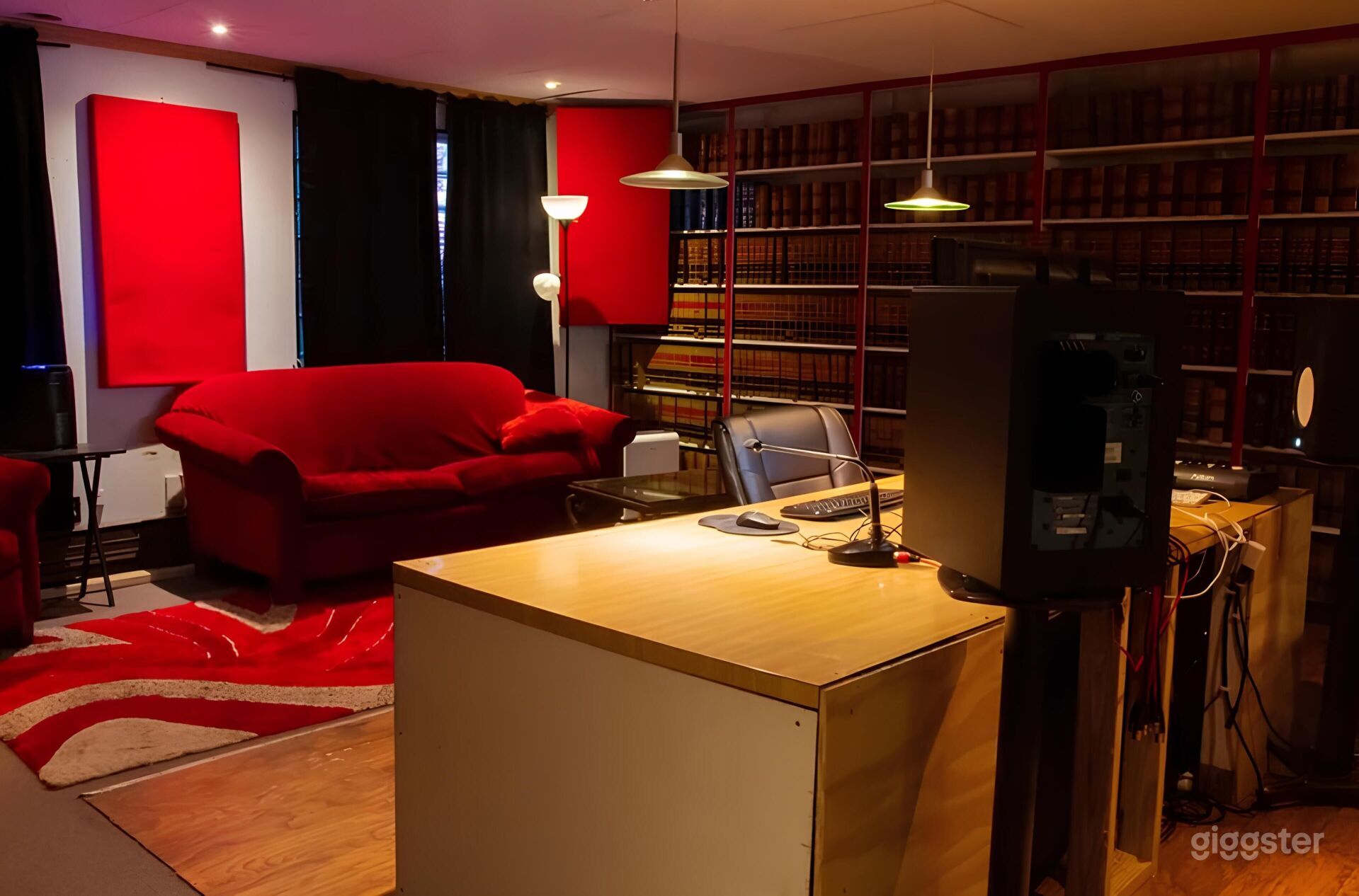 Vibrant Soundscape Studio in Aurora (Buyout), Aurora