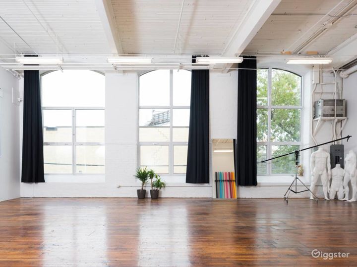 Open Sun Lit Studio And Event Space Photo 3