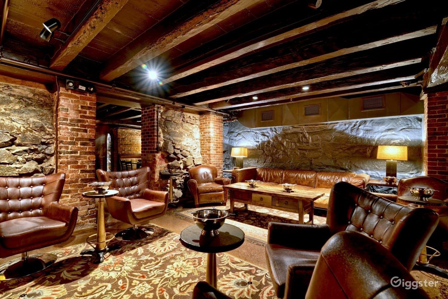 Portsmouth Cigar Lounge Area Rent this location on Giggster